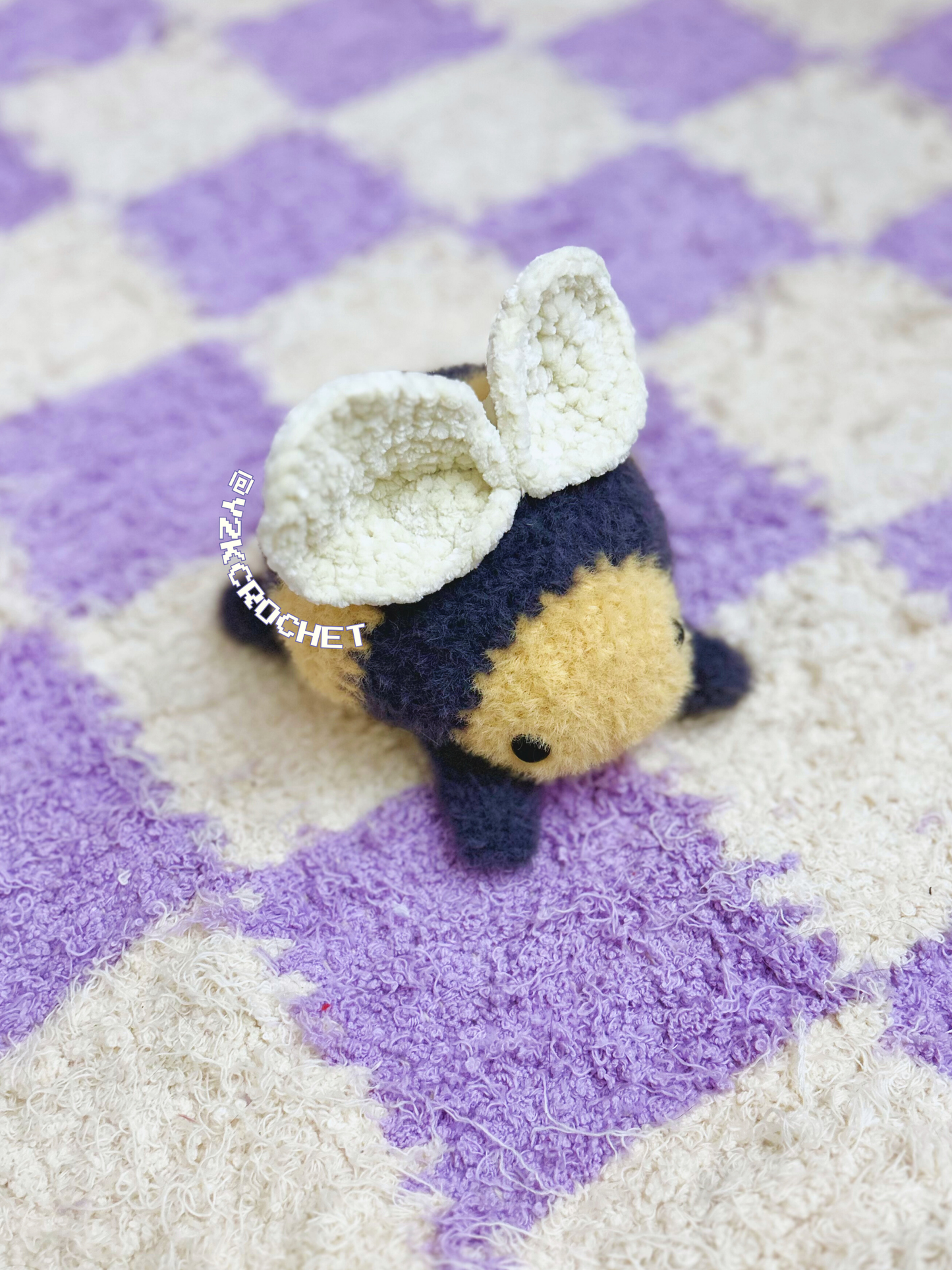 DIGITAL PATTERN: Barnaby the Splooting Bumblebee - Crochet Pattern